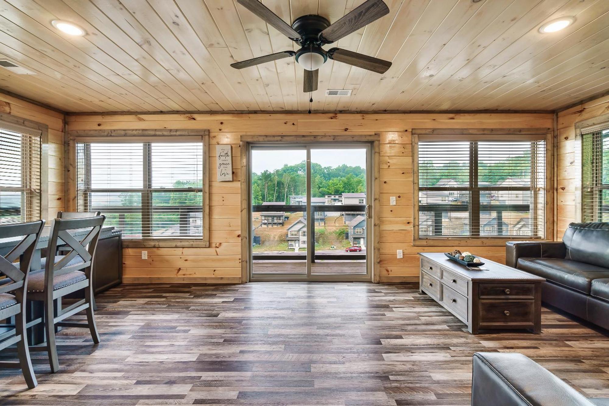 Smokies Treehouse Villa Sevierville Exterior photo